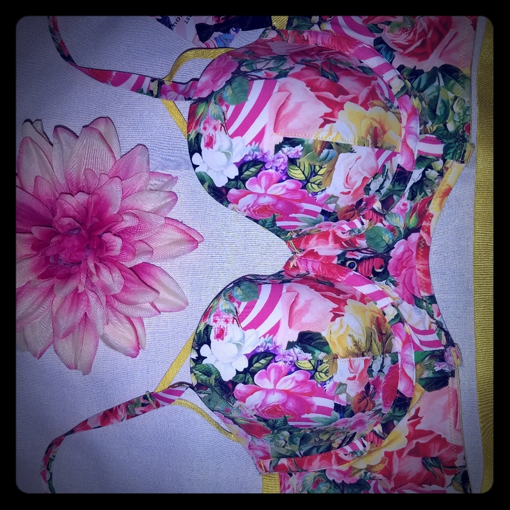 Victoria secret bra brand new